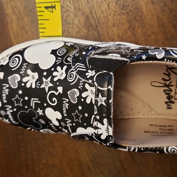 Disney Kids Shoes Mickey Mouse Black and White Size 13 - Picture 14 of 16